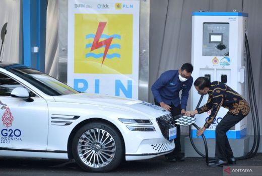 Pikat Warga Bali Miliki Mobil Listrik, Ini Langkah PLN - GenPI.co BALI