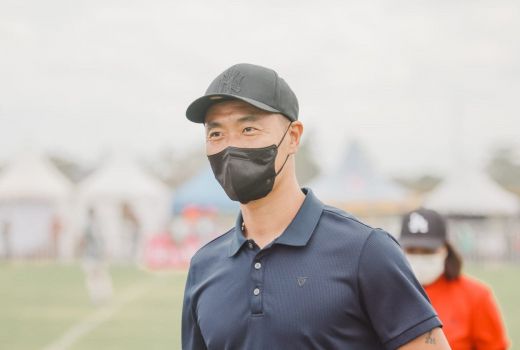 Tangan Kanan Shin Tae yong Turut Sukseskan Program Bali United - GenPI.co BALI