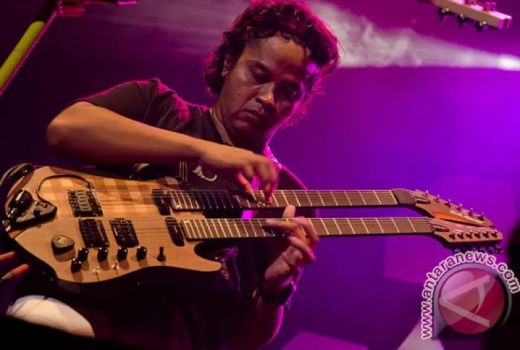 Profil Tokoh: Balawan Si Tangan Ajaib, Gitaris Bali Diakui Dunia - GenPI.co BALI