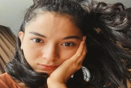 Profil Putri Marino, Eks Designer Bali Sukses Jadi Artis - GenPI.co BALI