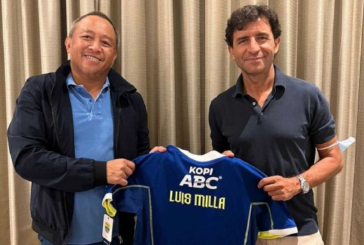 Liga 1: Persib vs Bali United Debut Luis Milla, Suporter Heboh - GenPI.co BALI