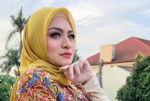 Hubungan Nathalie Holscher & Frans? Ini Ramalan Denny Darko - GenPI.co BALI
