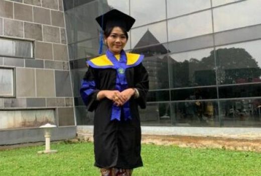 Bangga! Mahasiswi Bali Raih Doktor Plus IPK Sempurna di UI - GenPI.co BALI