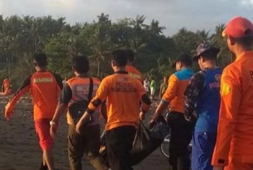 Tragis Hilang di Pantai Batu Tampih, Nasib Buruh Bangunan? - GenPI.co BALI