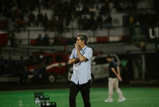 Indonesia Lolos Sanksi FIFA, Pelatih Bali United Beri Saran Ini - GenPI.co BALI