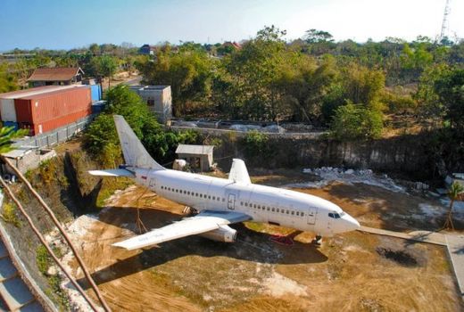 Misteri Pesawat 'Hantu' Boeing 737 di Nusa Dua Bali, Ada Apa? - GenPI.co BALI