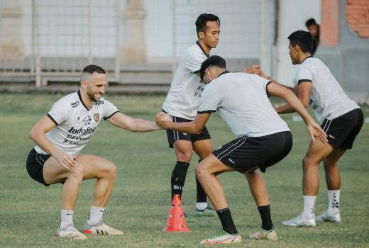 Liga 1 Vakum, Bali United Lakukan Program Latihan Ini - GenPI.co BALI