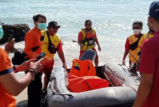 Pantai Sanur Bali Geger Temuan Mayat Wanita Berhelm, Ada Apa? - GenPI.co BALI