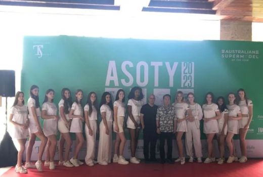 Kontes Australian Supermodel Kenalkan Wisata dan Budaya Bali - GenPI.co BALI