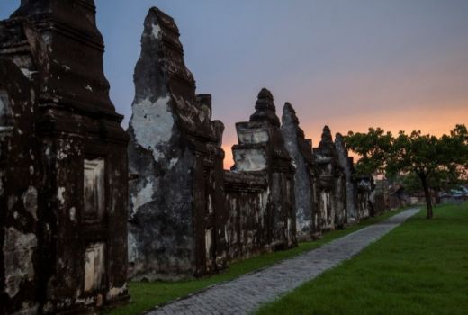 Menengok Kejayaan Kesultanan Banten di Keraton Kaibon - GenPI.co BANTEN