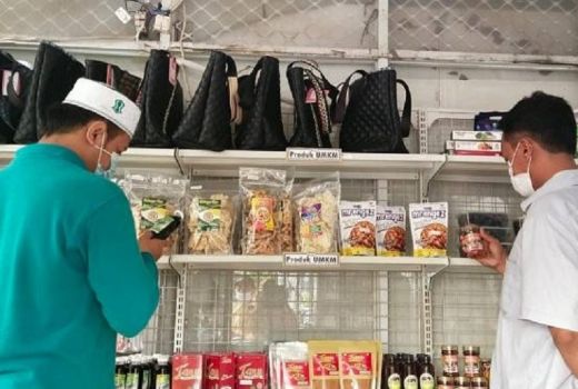 Kreatif, UMKM Karang Tengah Bangun Gerai Berkonsep Wisata Religi - GenPI.co BANTEN