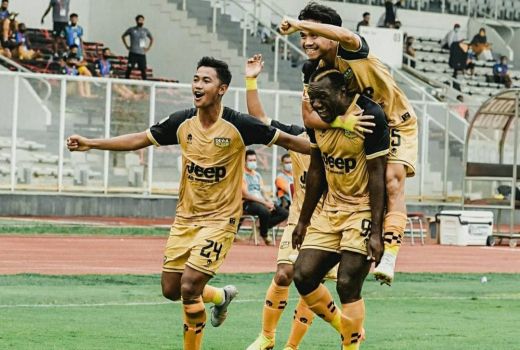 Cukur Gundul Persekat Tegal 2-0, Dewa United Raih Poin Sempurna - GenPI.co BANTEN