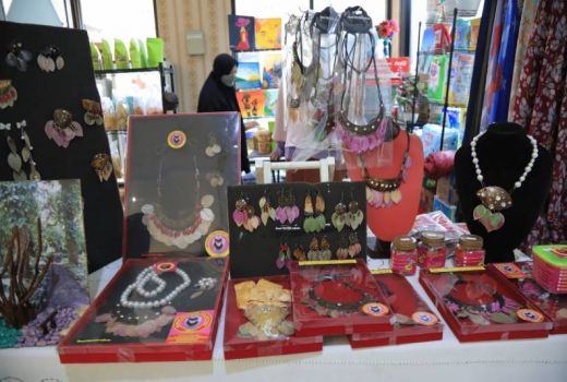 Cup Bestari Gelar Bazar UMKM di Kantor Kecamatan Periuk - GenPI.co BANTEN