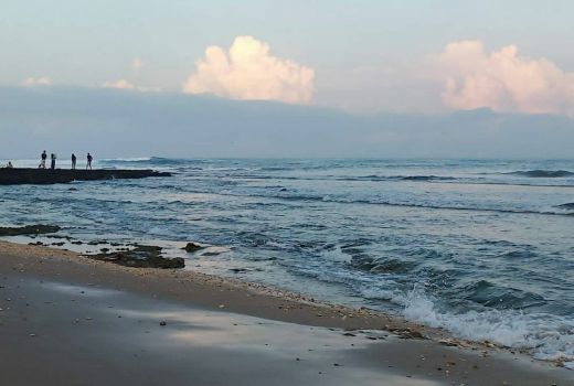 Pencarian Wisatawan Asal Bekasi di Pantai Ciantir Terkendala Ini - GenPI.co BANTEN