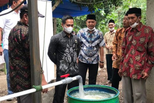 Bantuan Sumur Bor dari PT IRT Diapresiasi Warga Suralaya - GenPI.co BANTEN