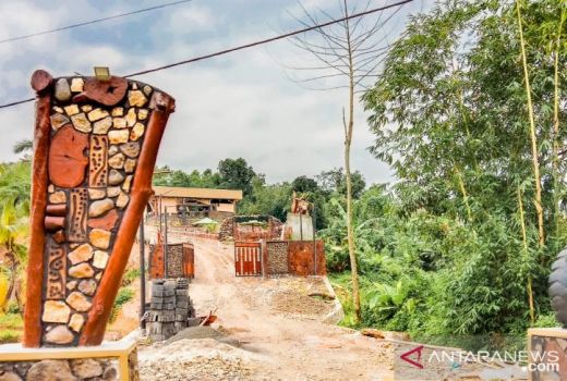 Terima Ajakan Bupati, M Ridho Bangun Wisata Bukit Ranca Hideung - GenPI.co BANTEN