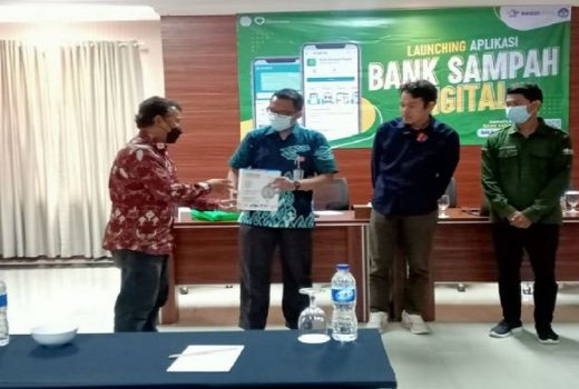 Aplikasi Bank Sampah Pemkot Serang Diluncurkan, Ini Keunggulannya - GenPI.co BANTEN