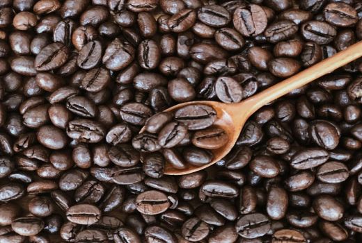 Yakin White Coffee Lebih Sehat dari Black Coffee? Ternyata - GenPI.co BANTEN