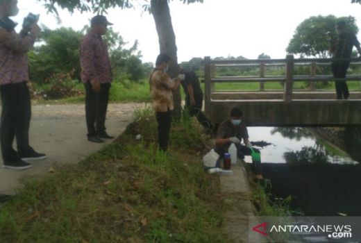 Air Kali di Perum Bukit Tiara Sering Berubah Warna, Ini Kata DLHK - GenPI.co BANTEN