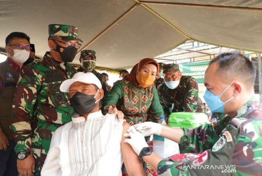 Pemkab Serang Adukan Selisih Data Vaksinasi ke Kemenkes - GenPI.co BANTEN