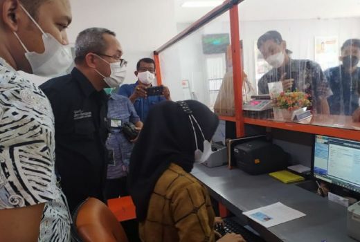 Wuih, Daftar dan Bayar BPJS Ketenagakerjaan Bisa Lewat Kantor Pos - GenPI.co BANTEN