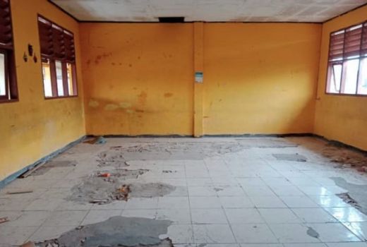 Pembenahan Ruang Kelas SMPN 2 Terkendala Dana, Begini Kata Dindik - GenPI.co BANTEN