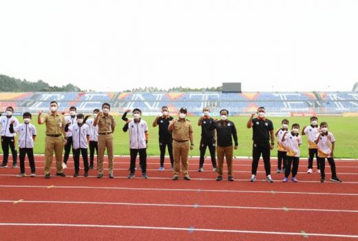 Walkot Lepas Tim FU15FA Berlaga di Samarinda dan Purbalingga Cup - GenPI.co BANTEN