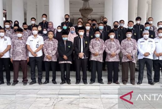 Mahasiswa IABI Punya Misi Khusus di Tempat KKN, Apa Saja? - GenPI.co BANTEN