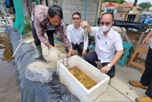 LPUMPKP Beri Pinjaman Modal Kepada 15 Nelayan di Serang - GenPI.co BANTEN