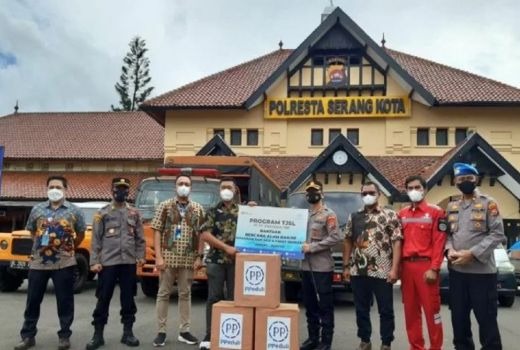 Mantap! PPTP Salurkan Bantuan untuk Korban Banjir Serang - GenPI.co BANTEN