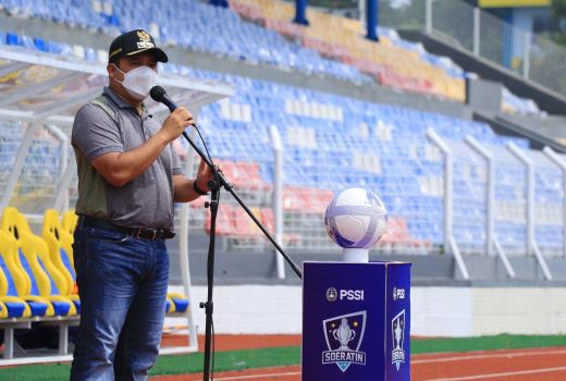 Buka Piala Soeratin U-15, Wali Kota Sindir Wasit Liga 3 Nasional - GenPI.co BANTEN