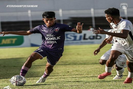 Cukur Gundul Persita Tangerang 3-0, Persipura Tetap Degradasi - GenPI.co BANTEN