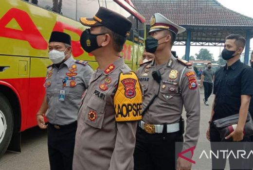 Terminal Pakupatan Mulai Meningkat Jelang Lebaran 2022 - GenPI.co BANTEN