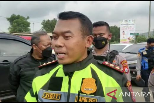 Waduh, Hampir 7.000 Kendaraan Padati Anyer, Polisi Kewalahan! - GenPI.co BANTEN