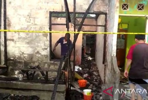 15 Unit Rumah Dilalap Api karena Arus Pendek, Kerugian 350 Juta - GenPI.co BANTEN