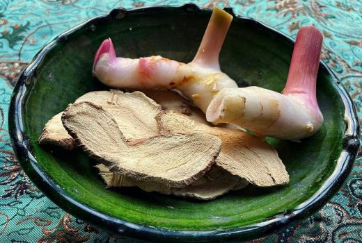 8 Manfaat Lengkuas untuk Kesehatan Tubuh Anda, Apa Saja? - GenPI.co BANTEN