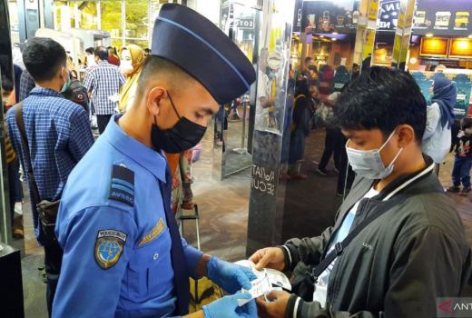 Bandara Soetta Diprediksi Padat Pemudik Menjelang Libur Waisak - GenPI.co BANTEN
