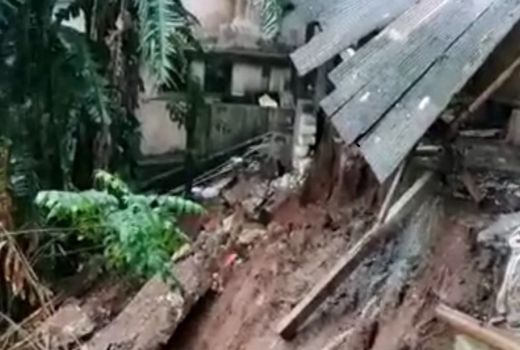 Tanah Longsor, Satu Bangunan di Ponpes Assayzahu Rusak Parah - GenPI.co BANTEN