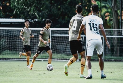 Laga Uji Coba, Dewa United Dihadang Perlawanan Sengit di Bali - GenPI.co BANTEN