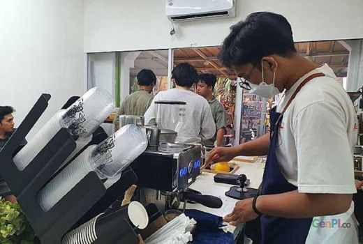 Tempat Nongkrong Asyik di Hubie Kafe, Ditemani Kopi Soda - GenPI.co BANTEN