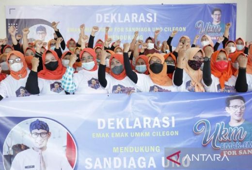 Relawan Sandiaga Uno Gelar Pelatihan Membuat Sate Bandeng Cilegon - GenPI.co BANTEN
