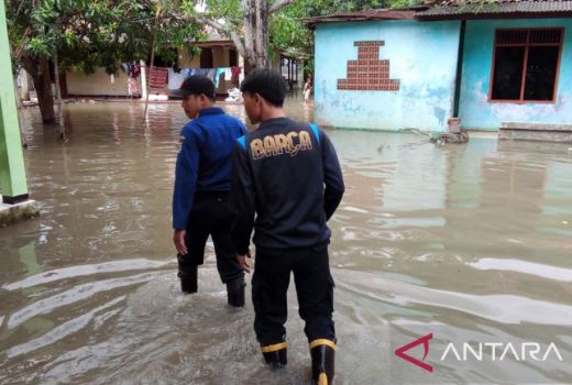 Sungai Cisadane Meluap, Ratusan Rumah di Tangerang Terendam - GenPI.co BANTEN
