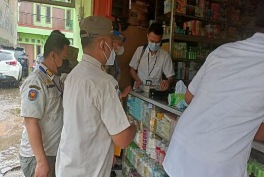 Kedapatan Jual Tramadol, Toko Kosmetik Disegel Satpol PP - GenPI.co BANTEN