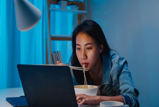 Agar Tetap Kuat Shift Malam, Makanan Ini Bisa Membantu - GenPI.co BANTEN