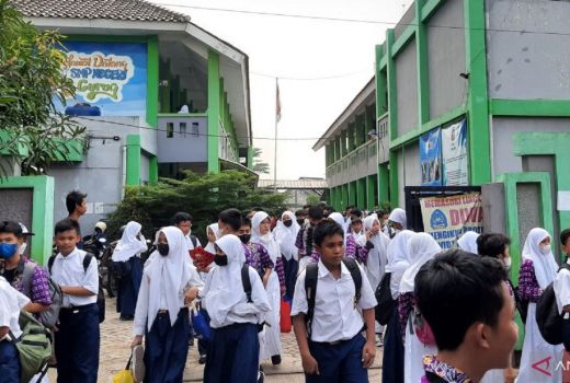 Dindik Minta Seluruh Guru di Tangerang Evaluasi dan Beretika - GenPI.co BANTEN