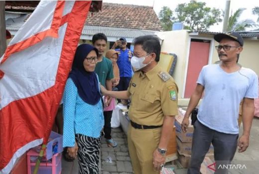 15 KK Korban Kebakaran RS Sitanala Terima Bantuan - GenPI.co BANTEN