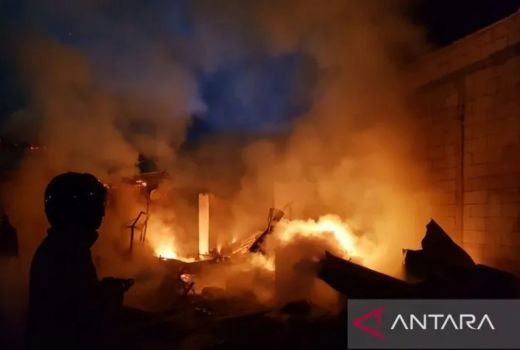 Bengkel Kebakaran di Tangerang, 1 Meninggal saat Tidur - GenPI.co BANTEN