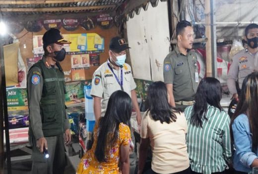 Satpol PP Kabupaten Tangerang Razia THM, 9 Wanita Diamankan - GenPI.co BANTEN