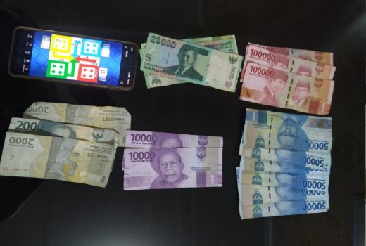 Polsek Kaseman Bekuk 2 Pelaku Judi Ludo di Kampung Warung - GenPI.co BANTEN