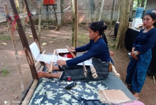 Sanggar Guriang Gelar Festival Tenun Badui, Libatkan Siswa Disabilitas - GenPI.co BANTEN